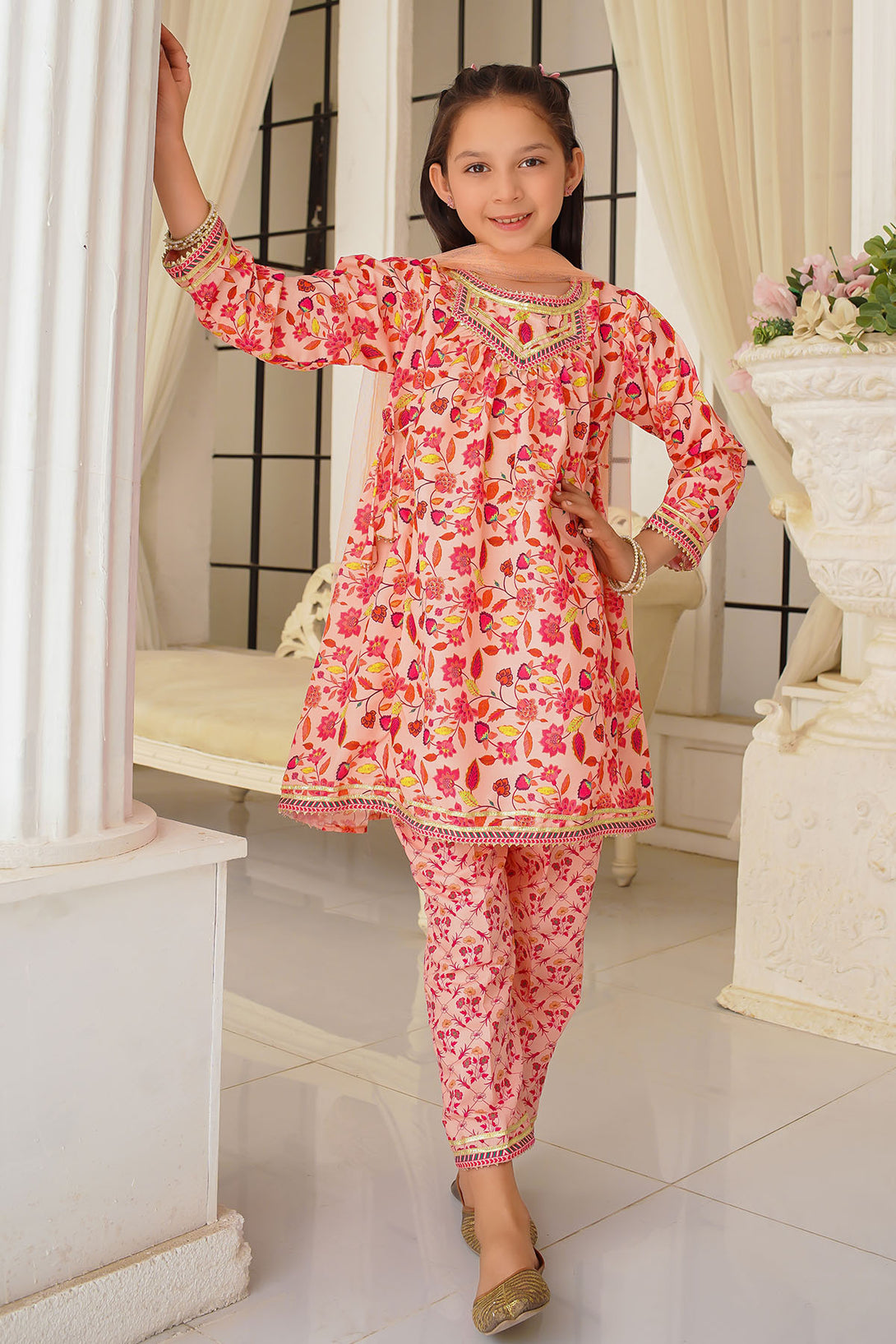 Stylish Swiss lawn 3 pc suits for kids with digital prints. Mix-and-match sets ideal for Eid, weddings & playdates.