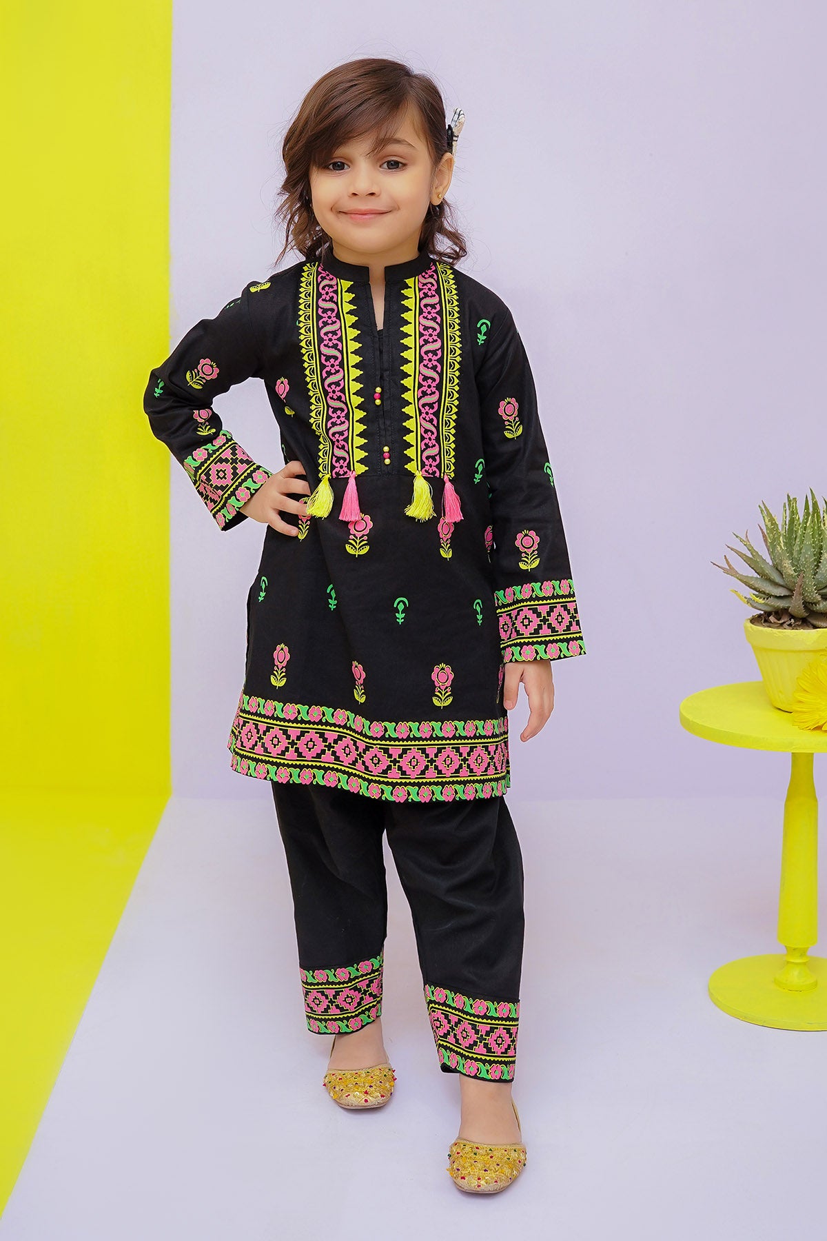 Girl Kids Wear Salwar Suit - Buy Girl Kids Wear Salwar Suit online in India