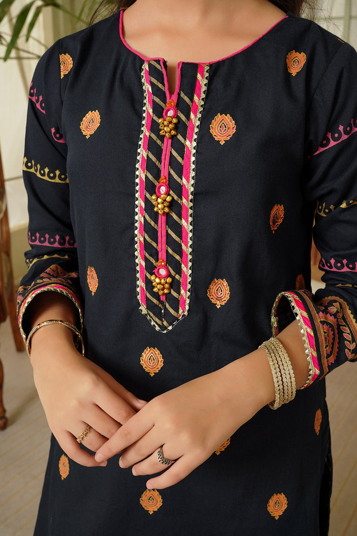 Cotton Printed 3 Pc Suit - Wear Ochre