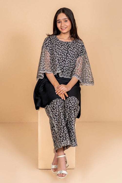 Net Embroidered 2 Pc Suit