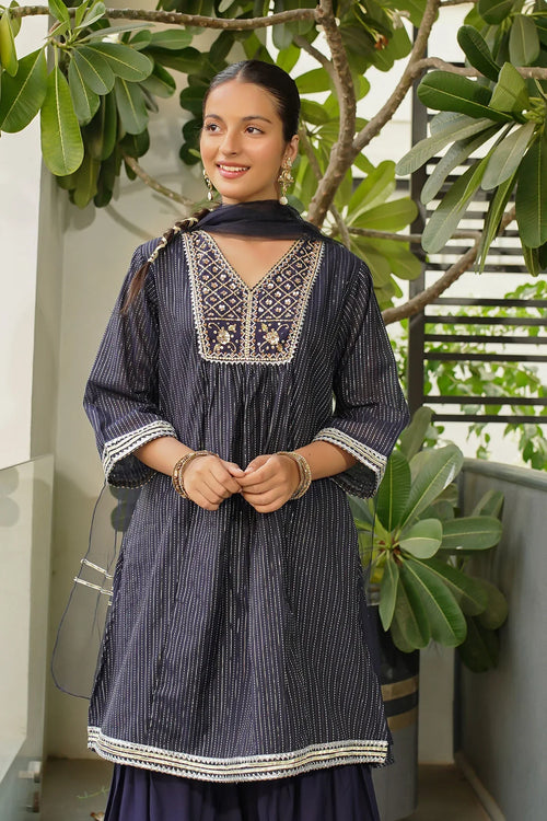 Best Zari Jacquard Hand Adda Work 3 Pc Suit - Wear Ochre -