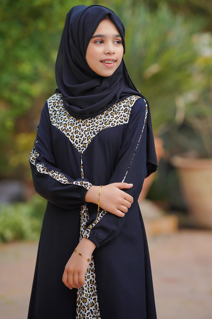 Abaya + Scarf - Wear Ochre