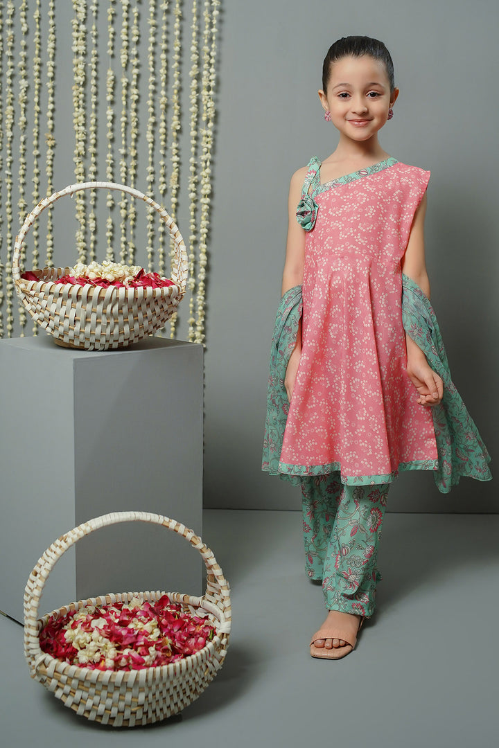 Swiss Lawn Digital Printed 3 Pc Suit - Wear Ochre