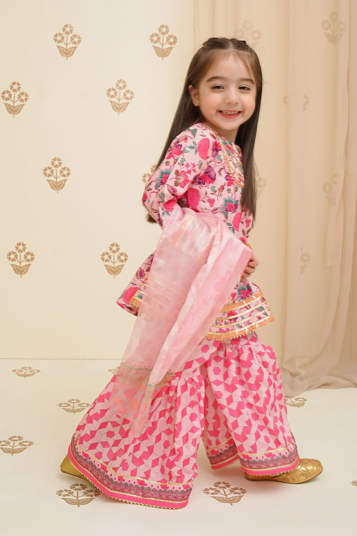 Swiss Lawn Digital Printed 3 Pc Suit - Wear Ochre