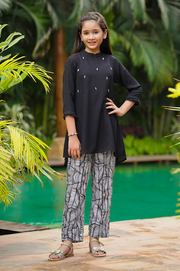 Georgette Hand Work 2 Pc Suit