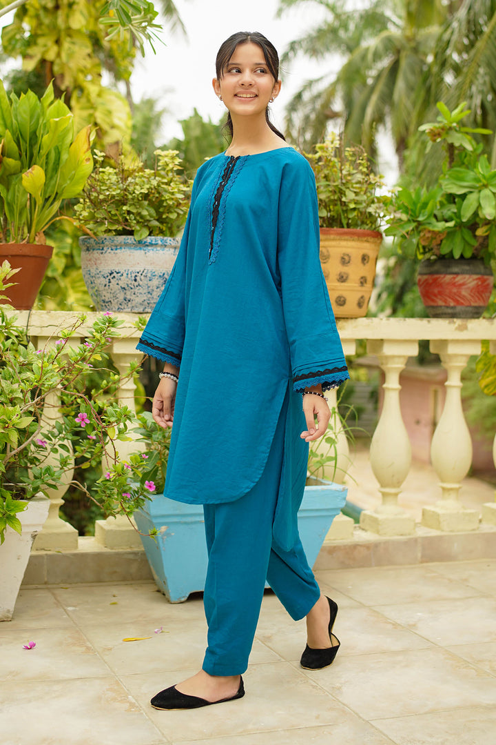 Khaddar Embellished 2 Pc Suit - Wear Ochre