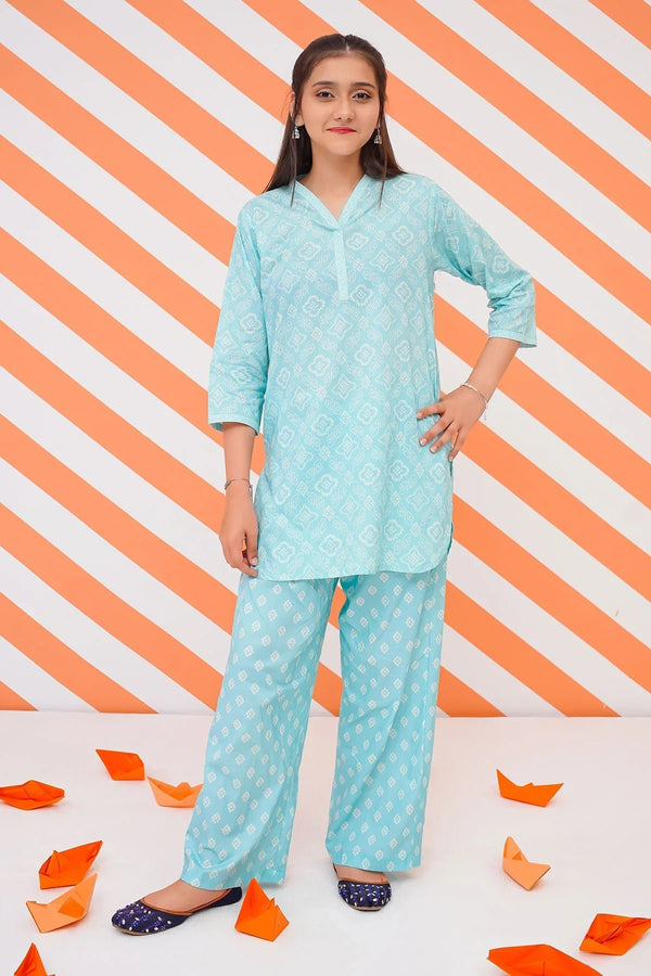 Buy printed lawn suits online in Karachi at Ochre. Discover premium cotton fabrics, modern prints, and comfortable Pakistani fashion