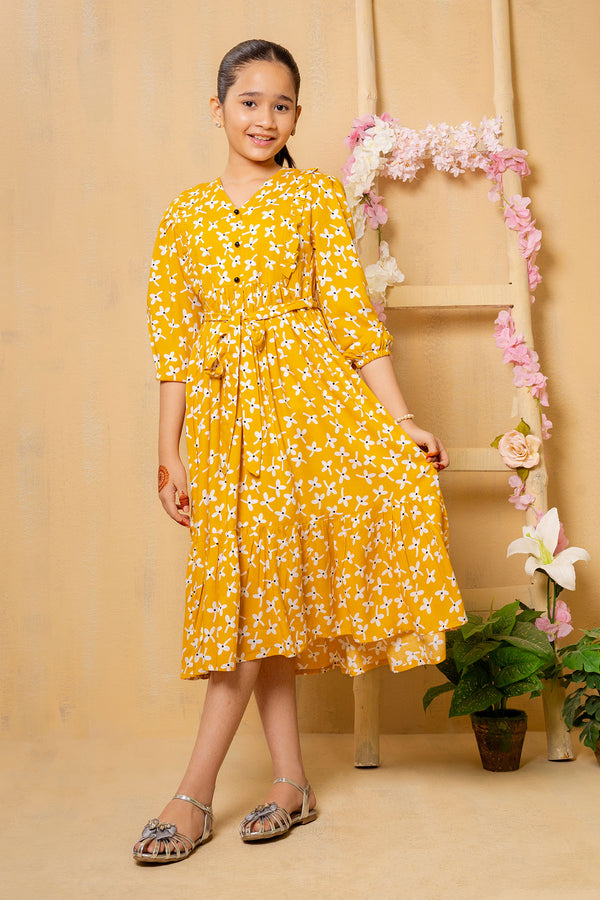 Explore Printed Boski Linen dresses with Eastern maxi designs. Perfect for special occasions, these stylish and comfortable dresses