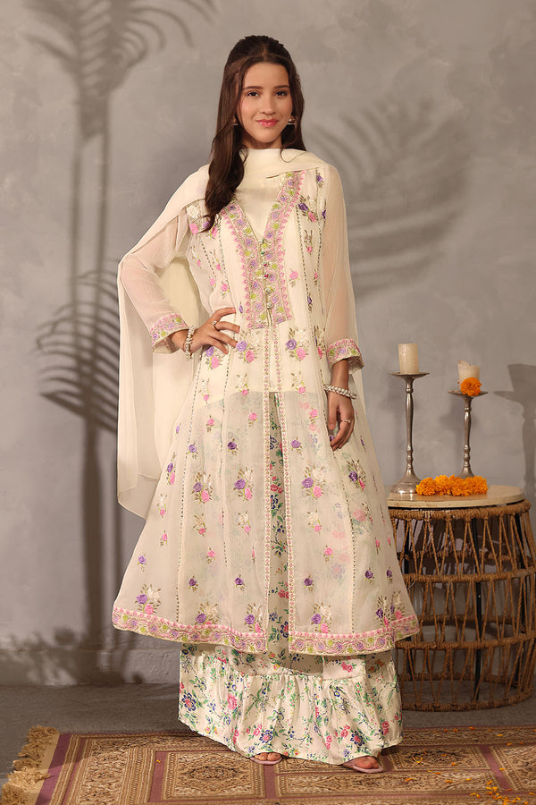 Explore girls’ 3-piece chiffon suits at Ochre, with beautiful embroidery and elegant Pakistani designs for special occasions.