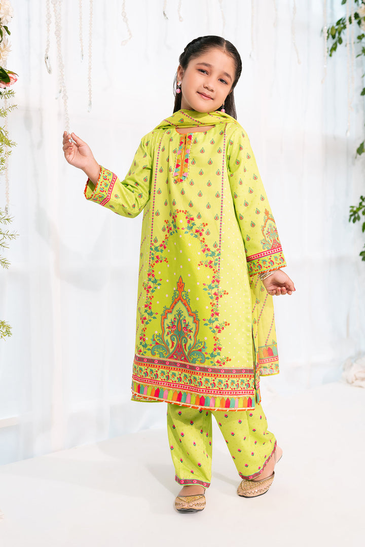 Find stylish green suits for kids & fashionable Pakistani dresses for teenage girls.