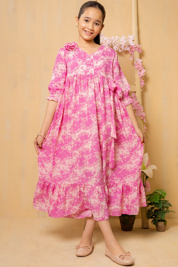 Stylish georgette printed dress for teens – a trendy Pakistani maxi dress perfect for casual outings. Lightweight