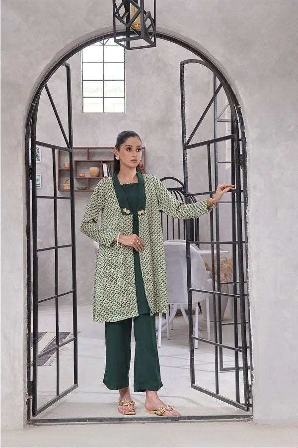 uy stylish women’s printed suits online in Pakistan with trendy patterns, breathable fabrics, and fashionable looks
