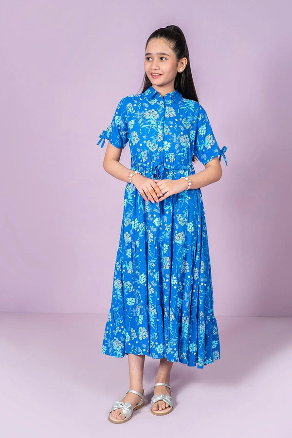 Shop western dresses online in Pakistan at Ochre. Discover stylish long dresses for girls crafted from premium fabrics for everyday