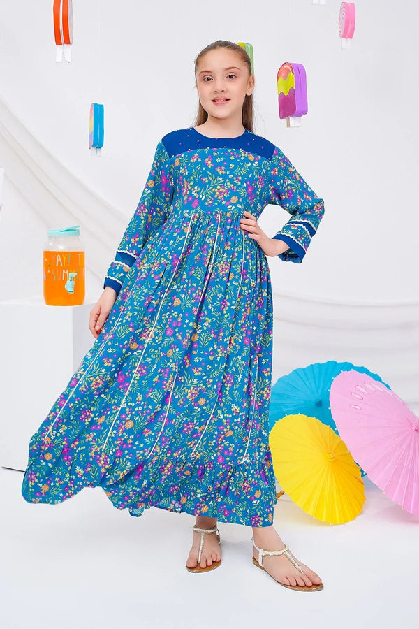 Find stylish western dresses and tops for girls in Pakistan at Ochre. Explore premium fabrics, elegant designs