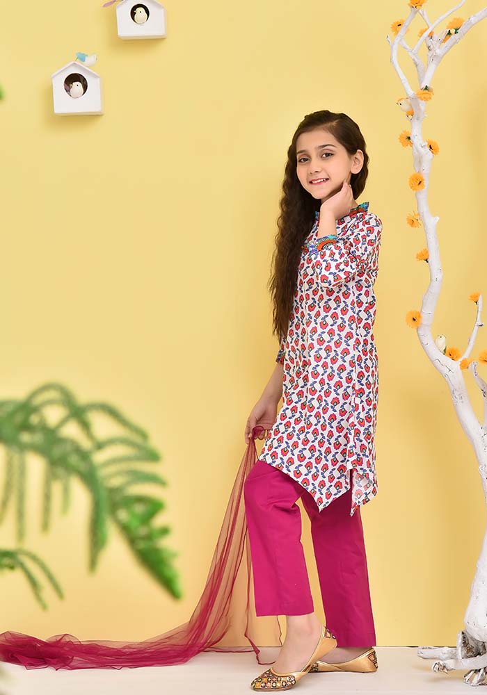 Lawn Digital Printed 3 Pc Suit - Wear Ochre