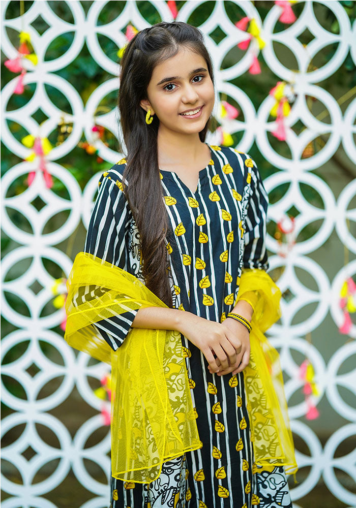Lawn Digital Printed 3 Pc Suit - Wear Ochre