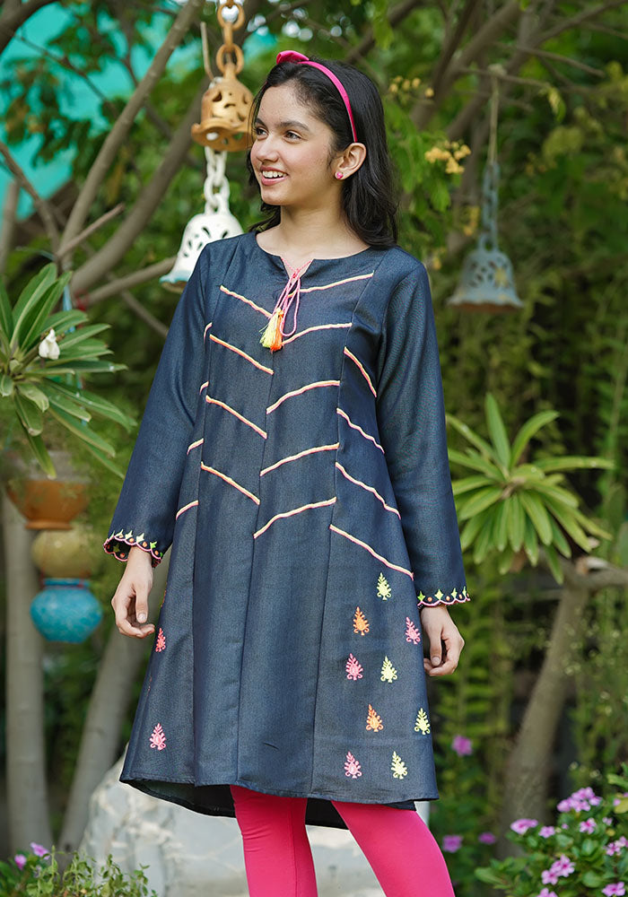 Tencil Embroidered Top - Wear Ochre